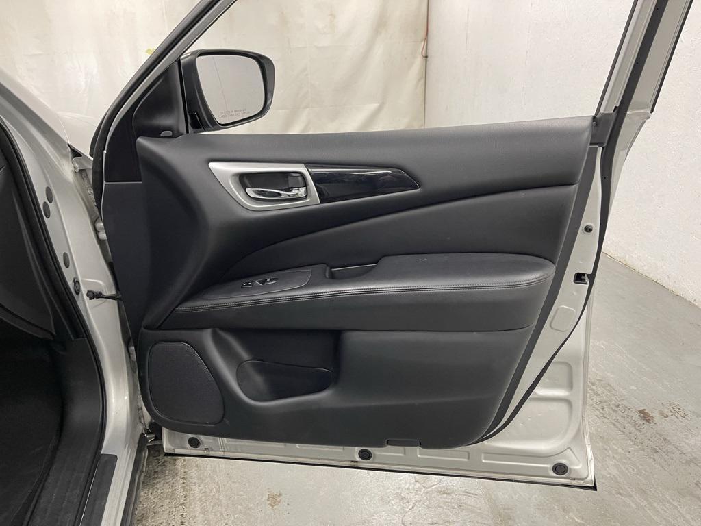 used 2020 Nissan Pathfinder car, priced at $18,288