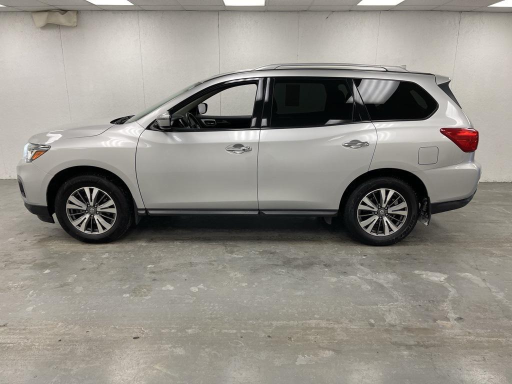 used 2020 Nissan Pathfinder car, priced at $18,288