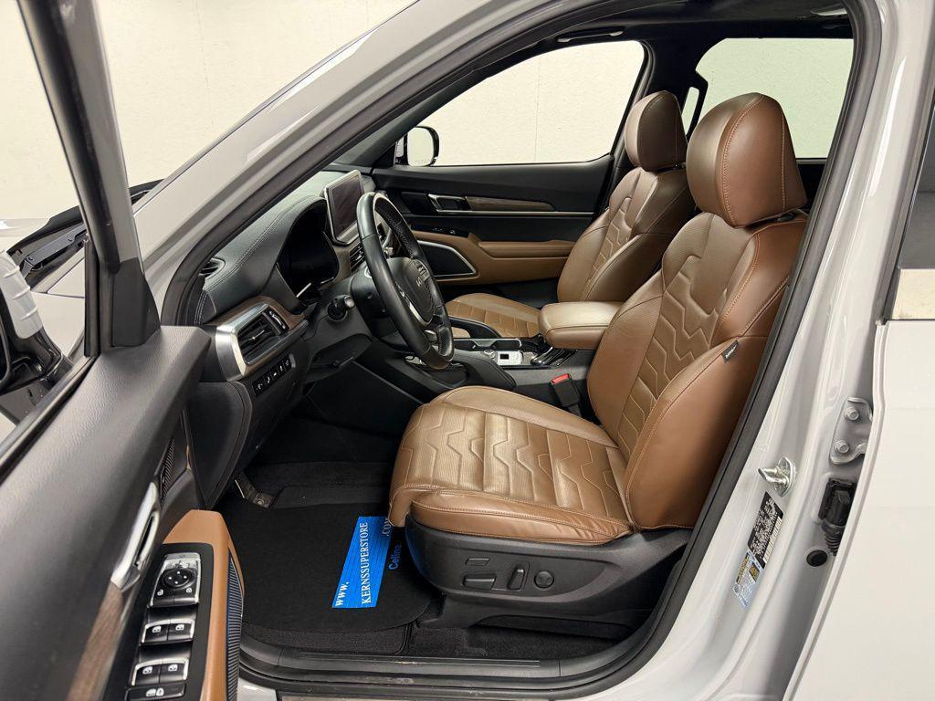 used 2022 Kia Telluride car, priced at $27,998