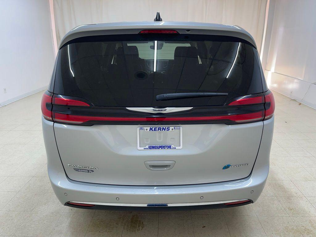 used 2024 Chrysler Pacifica Hybrid car, priced at $21,600