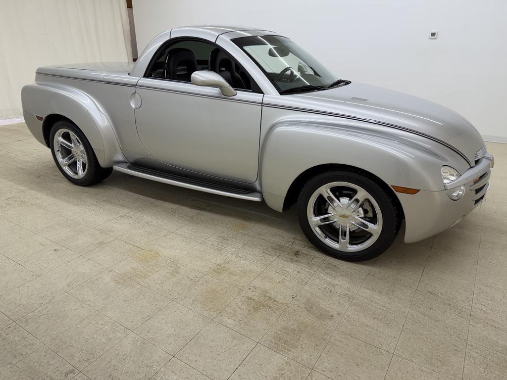 used 2004 Chevrolet SSR car, priced at $19,999