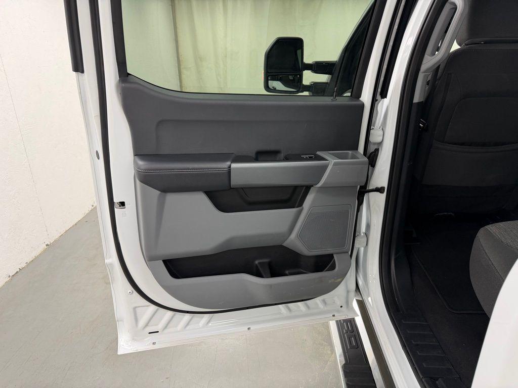 used 2025 Ford F-250 car, priced at $53,699