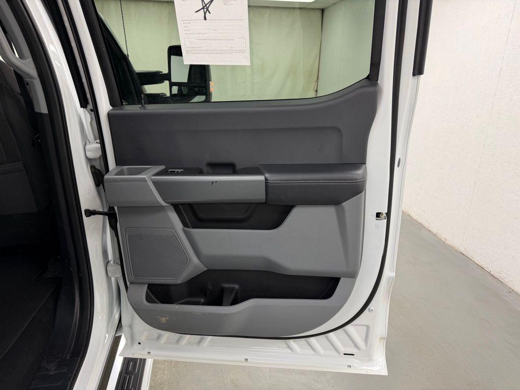 used 2025 Ford F-250 car, priced at $53,699