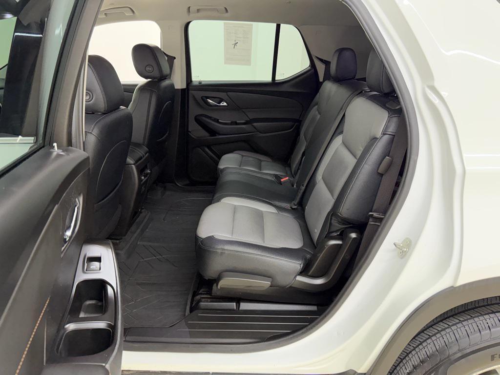 used 2020 Chevrolet Traverse car, priced at $17,998