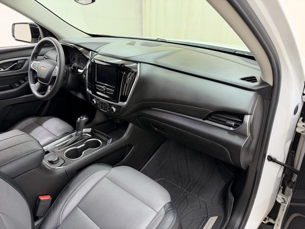 used 2020 Chevrolet Traverse car, priced at $17,998