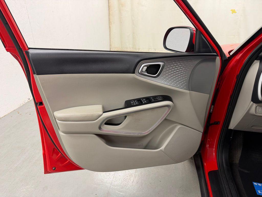 used 2024 Kia Soul car, priced at $16,991