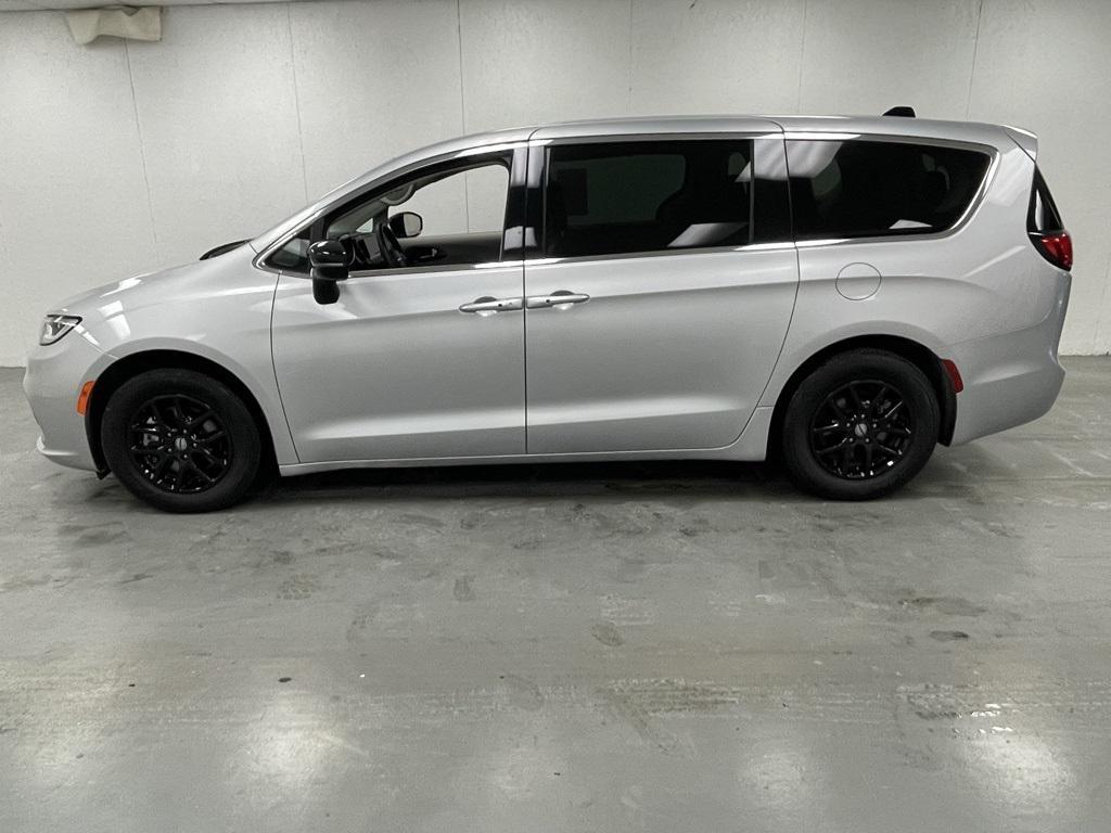 used 2024 Chrysler Pacifica car, priced at $25,721