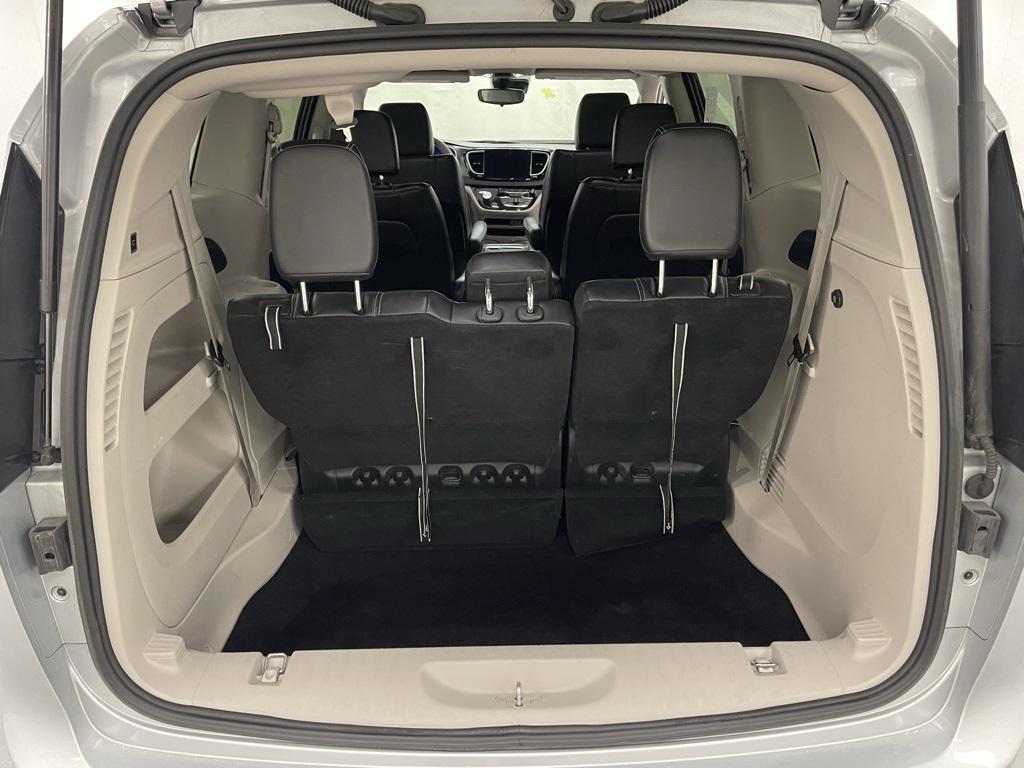 used 2024 Chrysler Pacifica car, priced at $25,721