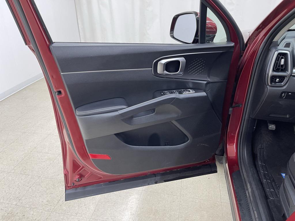 used 2021 Kia Sorento car, priced at $17,332