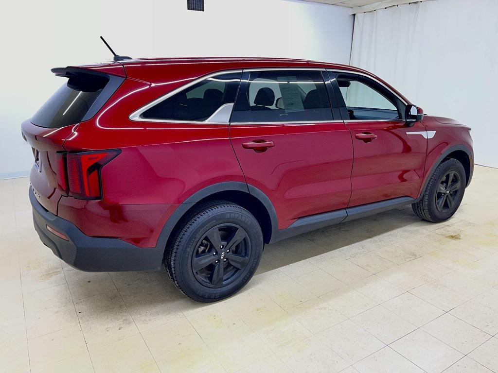 used 2021 Kia Sorento car, priced at $17,332