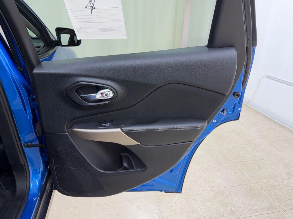 used 2018 Jeep Cherokee car, priced at $10,817