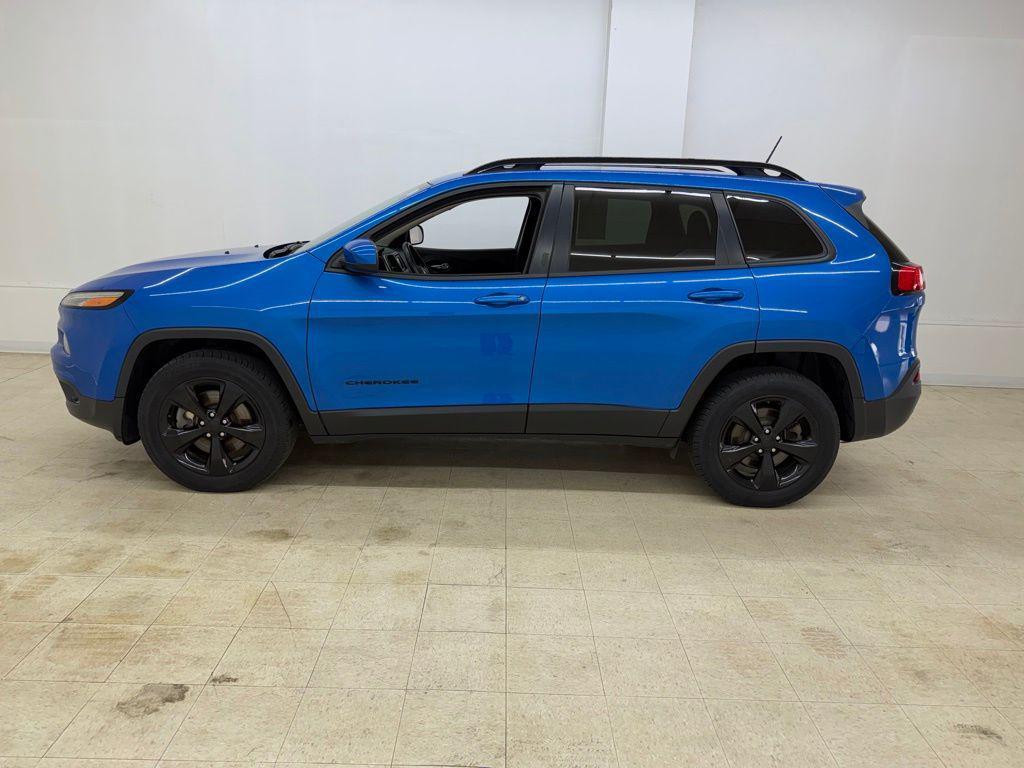 used 2018 Jeep Cherokee car, priced at $10,817