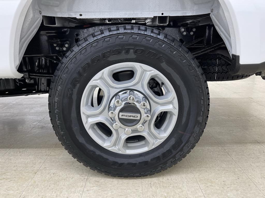new 2025 Ford F-250 car, priced at $52,899