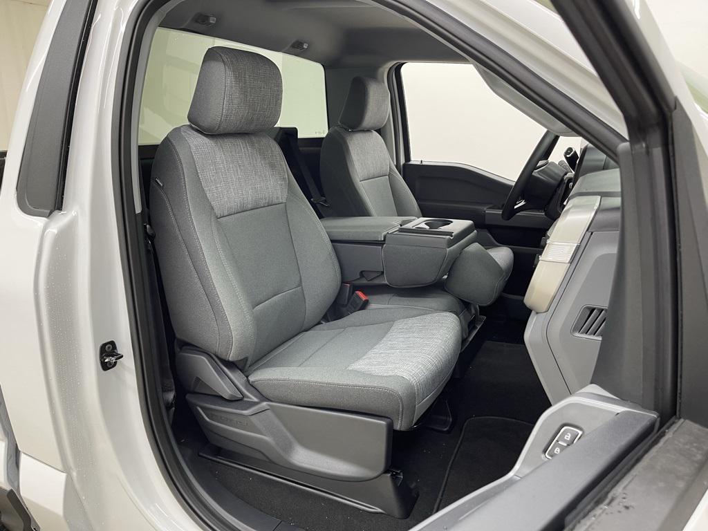 new 2025 Ford F-250 car, priced at $52,899