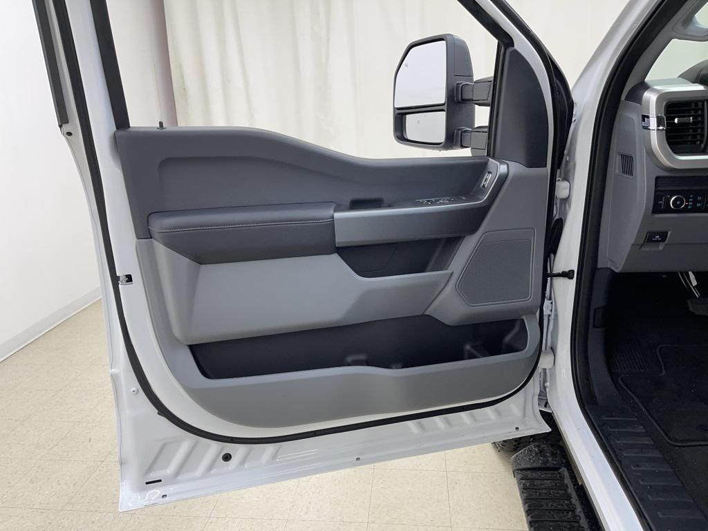 new 2025 Ford F-250 car, priced at $52,899