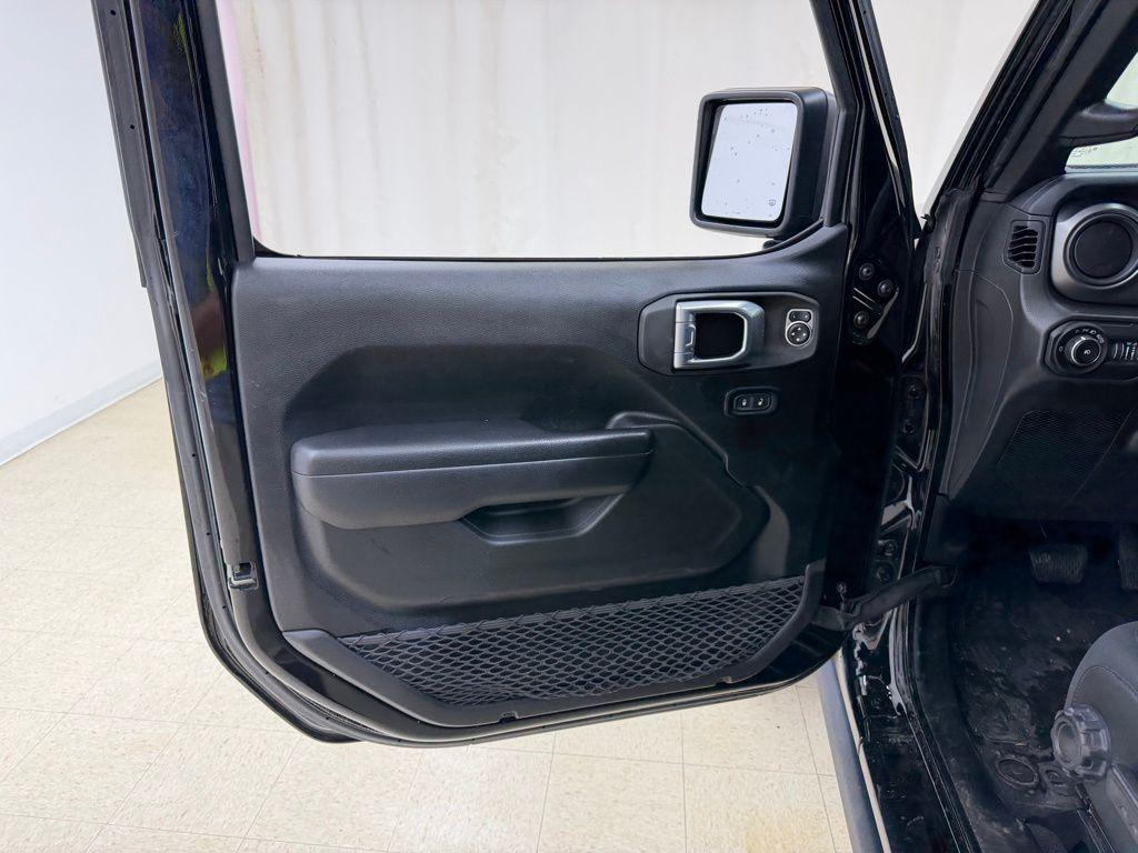 used 2021 Jeep Wrangler car, priced at $25,812