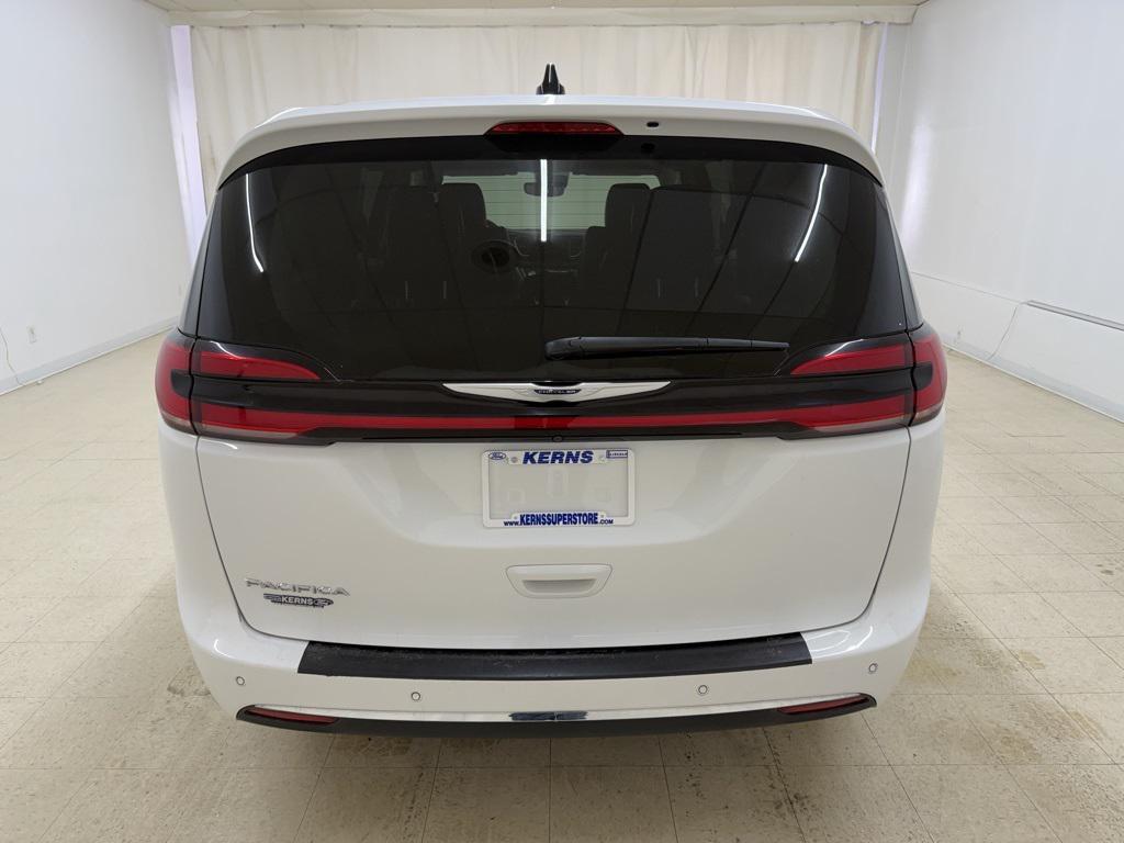 used 2024 Chrysler Pacifica car, priced at $24,865