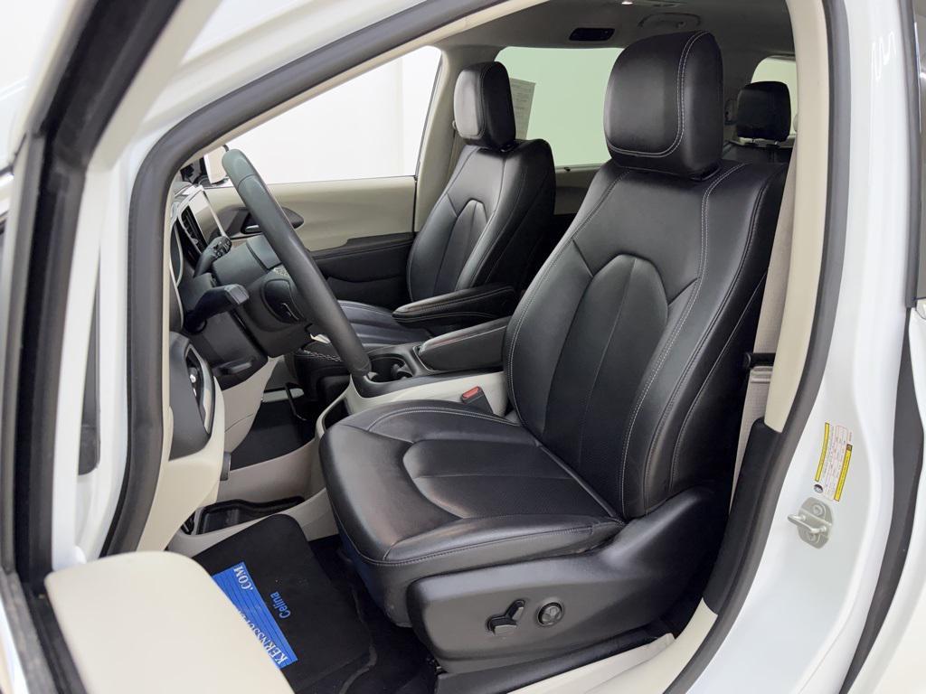 used 2024 Chrysler Pacifica car, priced at $24,865