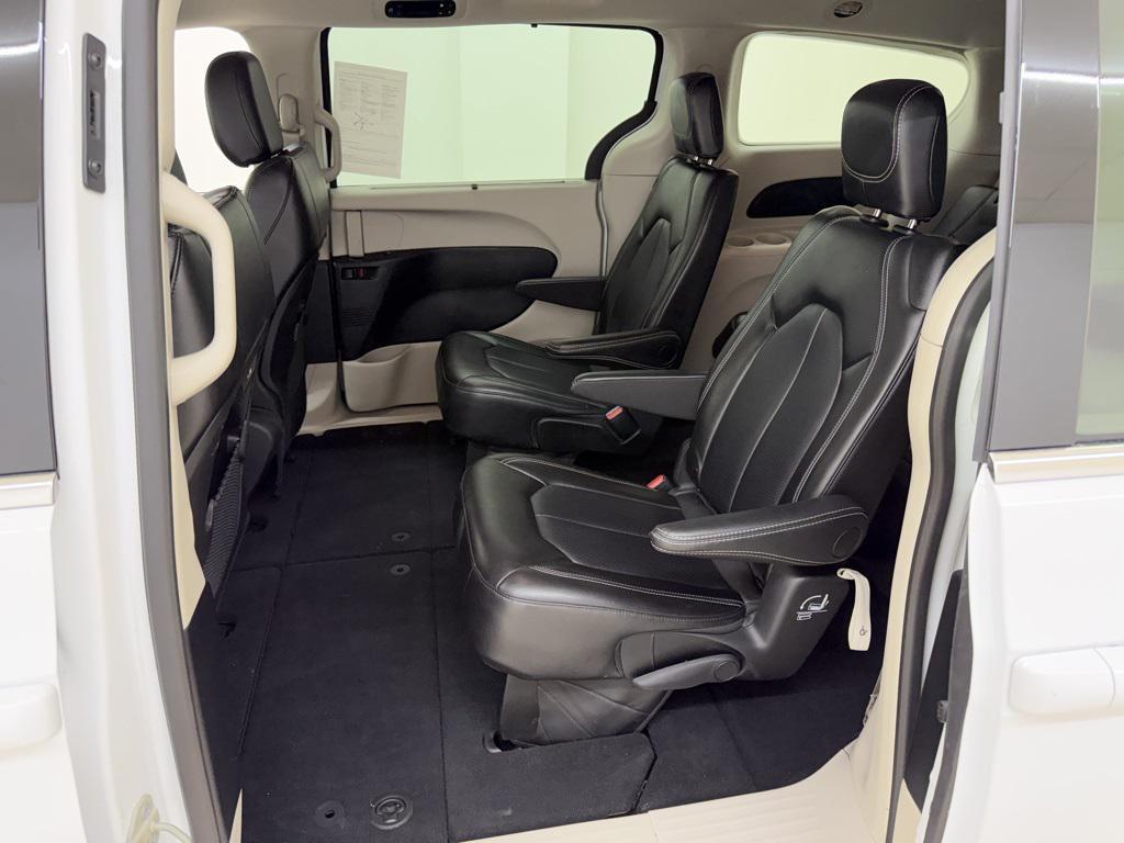 used 2024 Chrysler Pacifica car, priced at $24,865