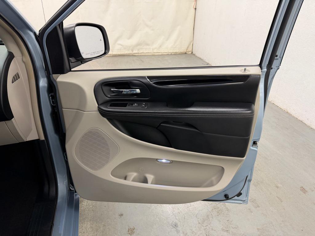 used 2016 Chrysler Town & Country car, priced at $13,997