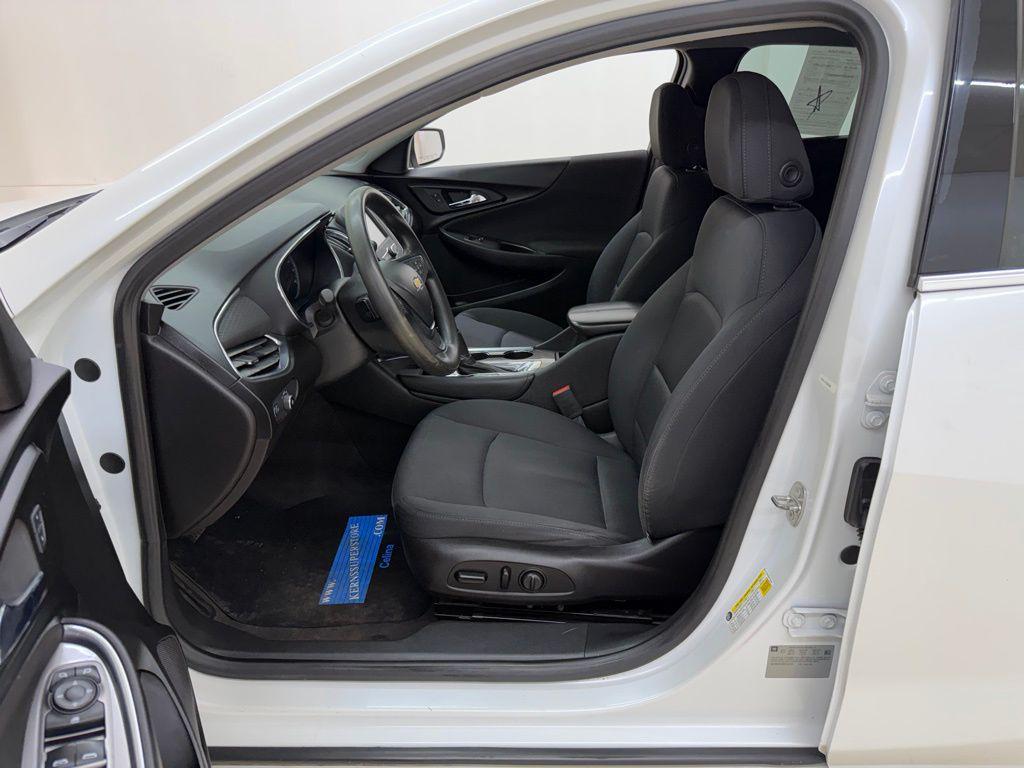 used 2017 Chevrolet Malibu car, priced at $13,489