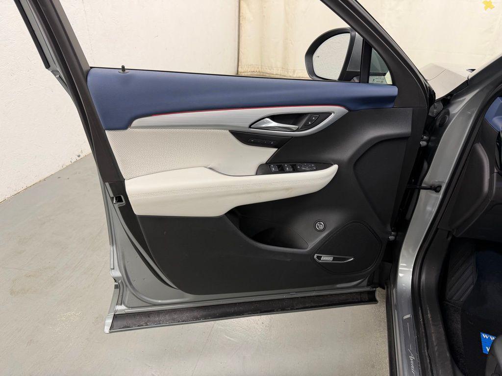 used 2025 Buick Envision car, priced at $38,849