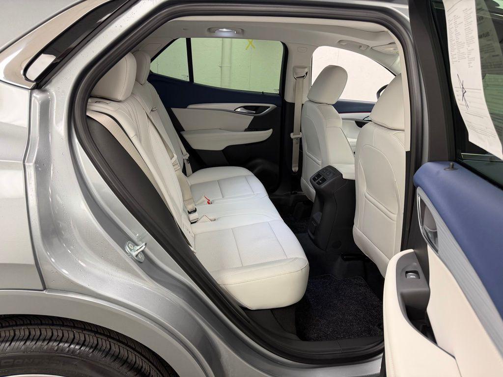 used 2025 Buick Envision car, priced at $38,849