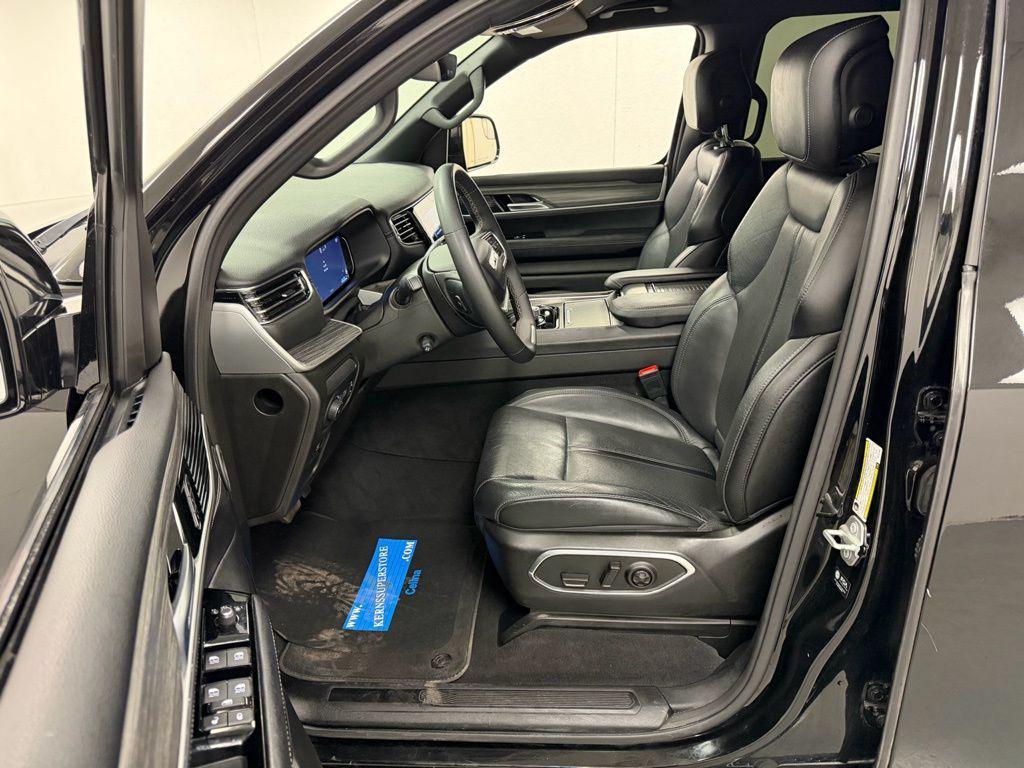 used 2024 Jeep Wagoneer L car, priced at $46,900