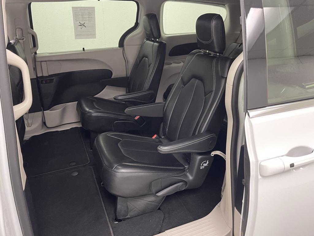 used 2024 Chrysler Pacifica car, priced at $25,648