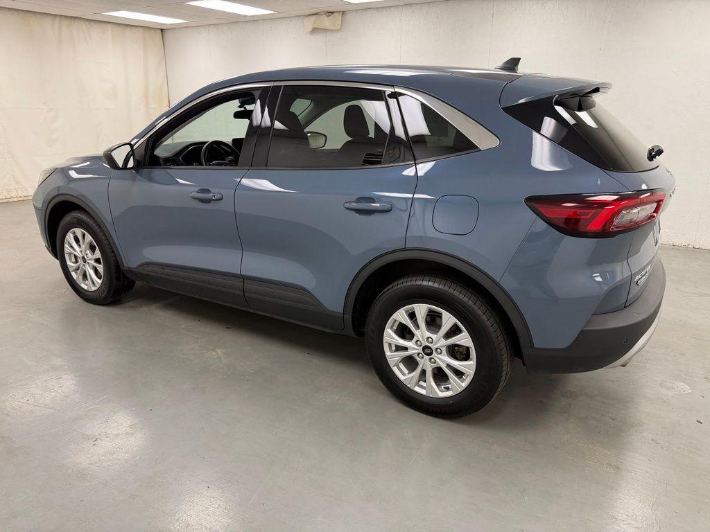 used 2023 Ford Escape car, priced at $19,991