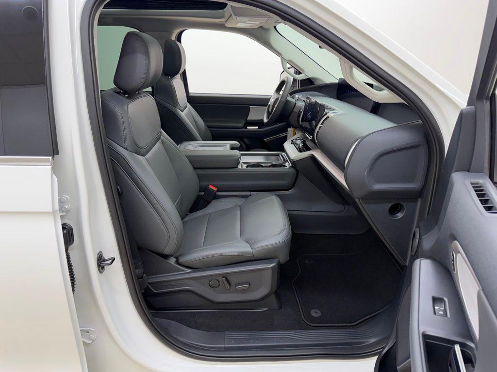 new 2026 Ford Expedition Max car, priced at $76,533
