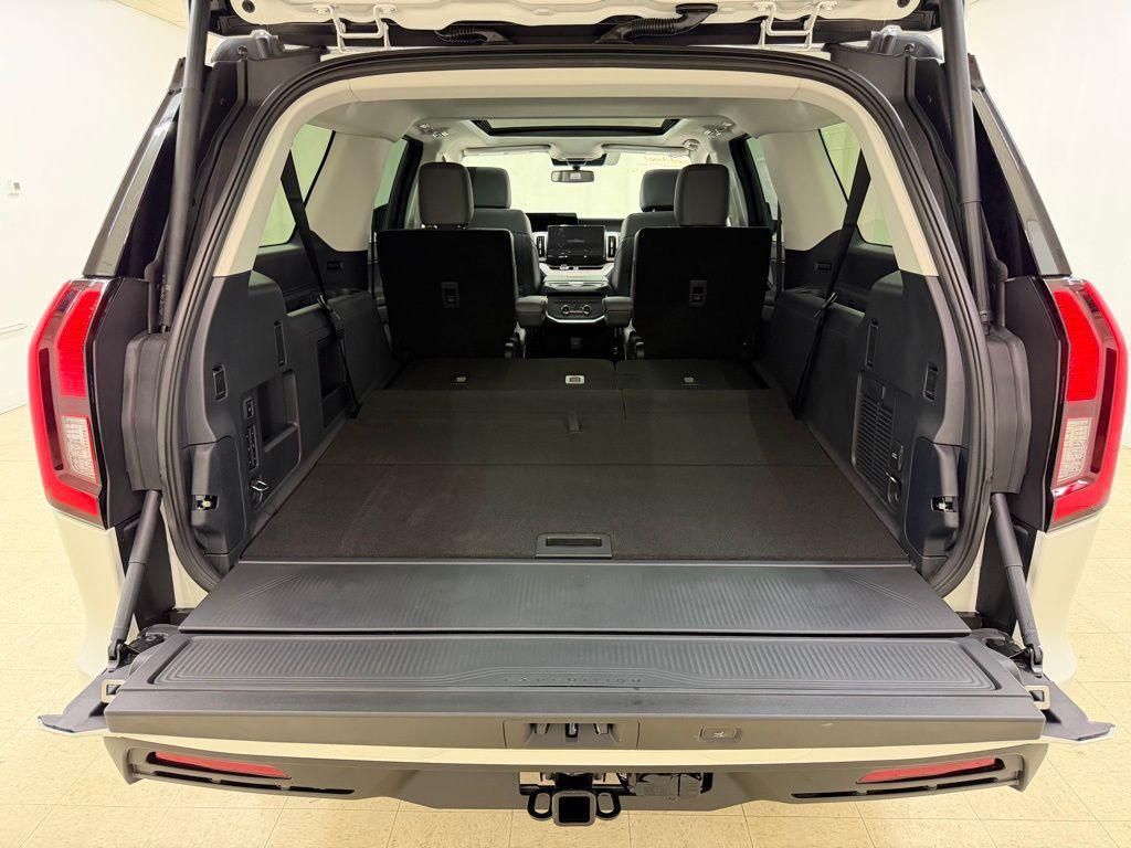 new 2026 Ford Expedition Max car, priced at $76,533