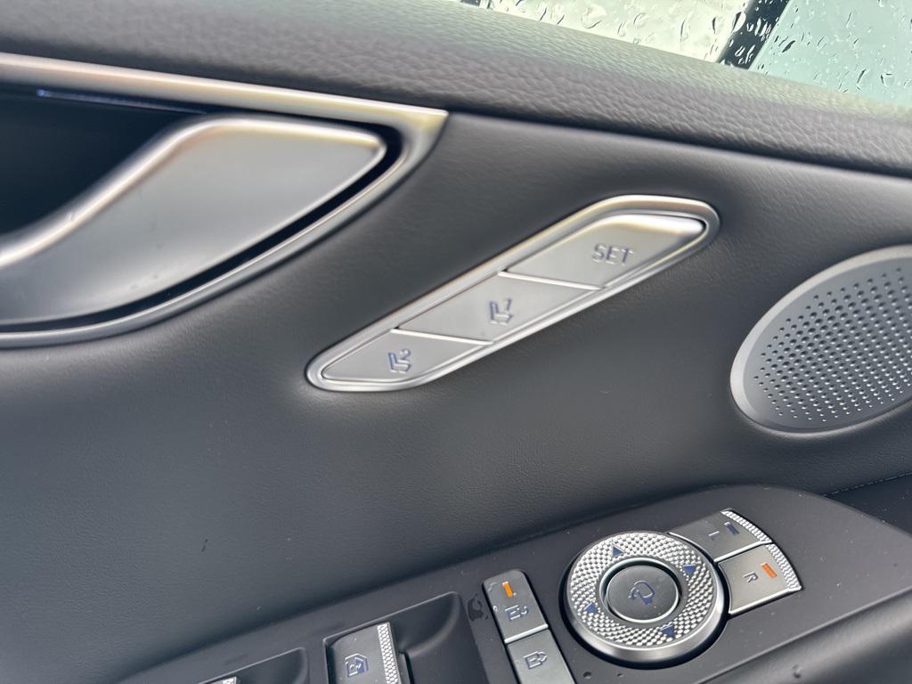 new 2026 Genesis G80 car, priced at $66,005