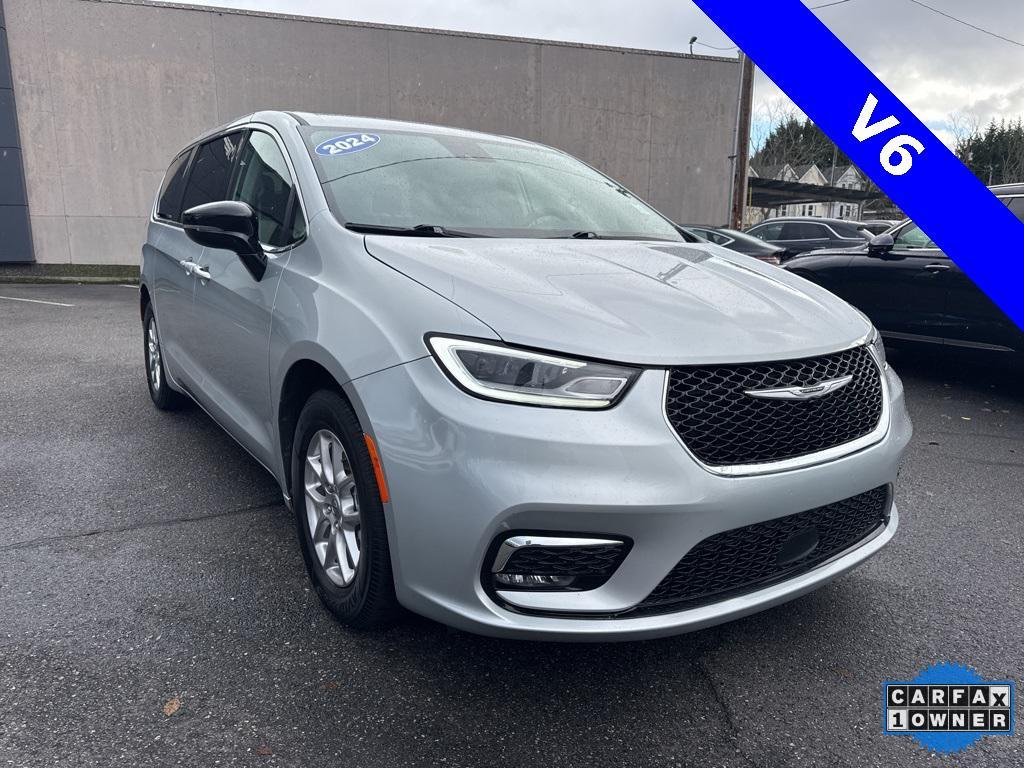 used 2024 Chrysler Pacifica car, priced at $29,677