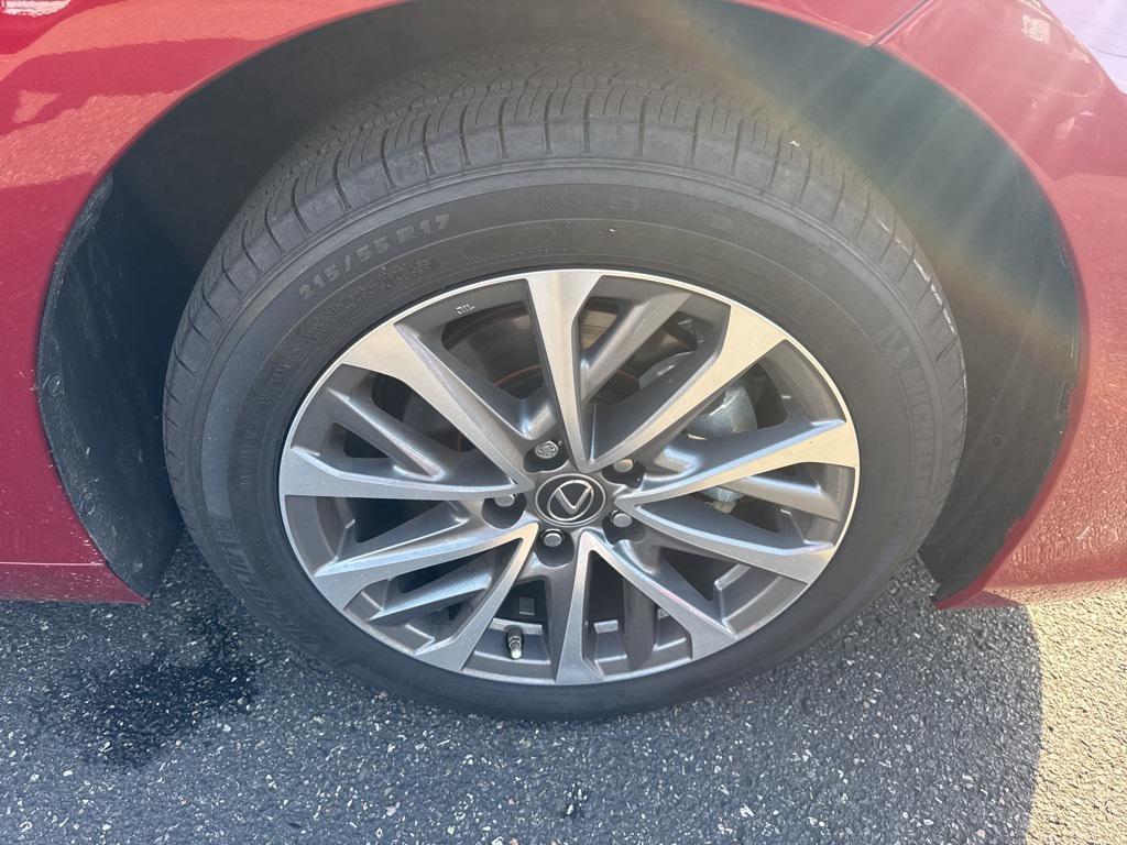 used 2024 Lexus ES 350 car, priced at $36,888