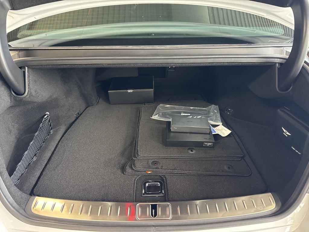 new 2026 Genesis G90 car, priced at $108,190