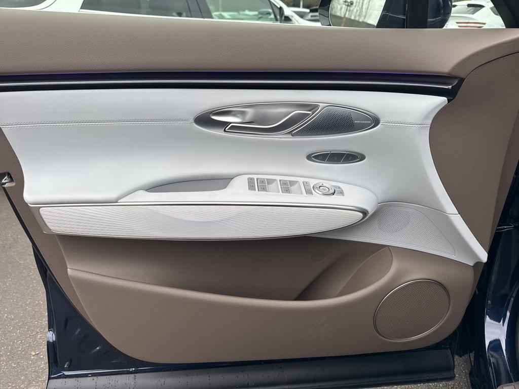 new 2026 Genesis GV70 car, priced at $59,200