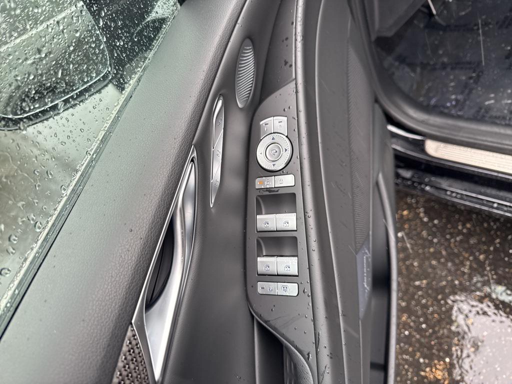 new 2025 Genesis G80 car, priced at $73,570