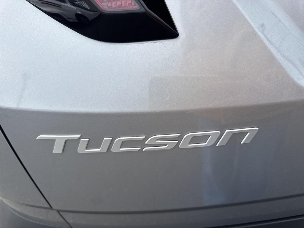 used 2025 Hyundai TUCSON Hybrid car, priced at $39,888