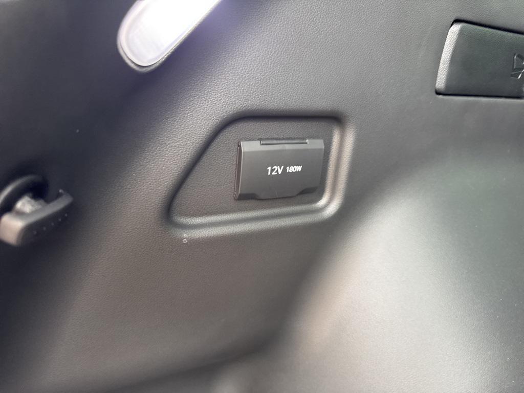 used 2025 Hyundai TUCSON Hybrid car, priced at $39,888