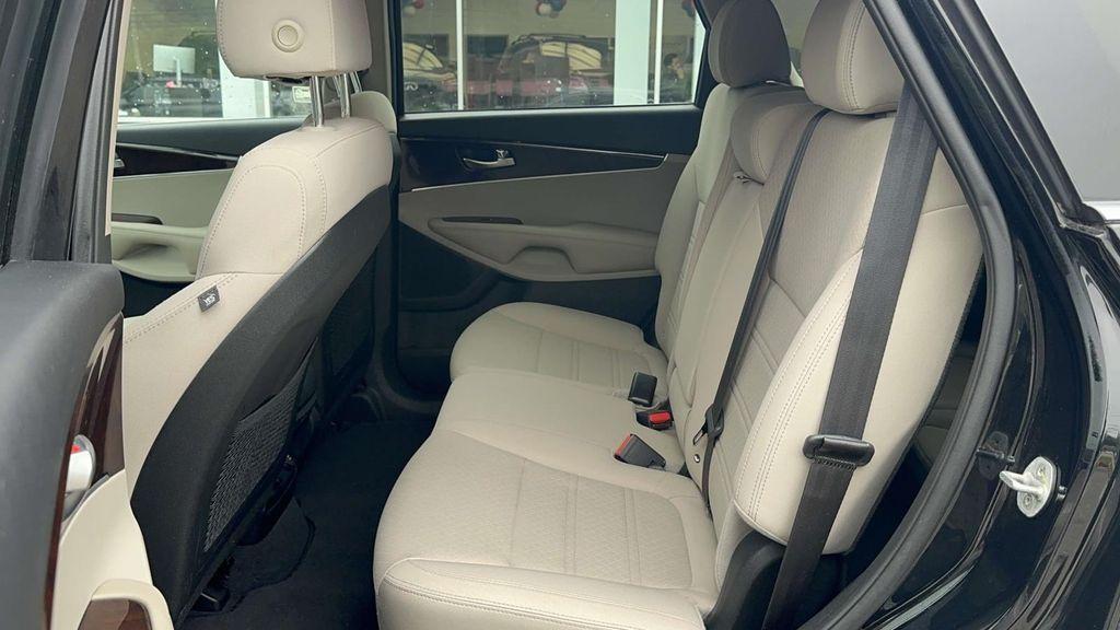 used 2018 Kia Sorento car, priced at $15,752