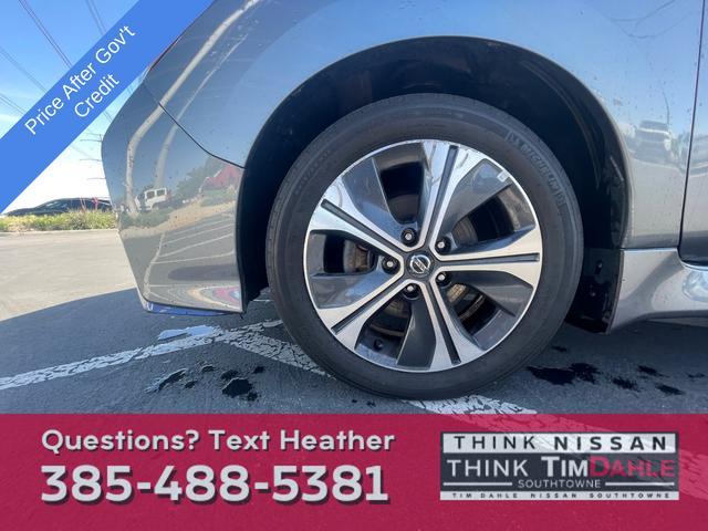 used 2021 Nissan Leaf car, priced at $13,299