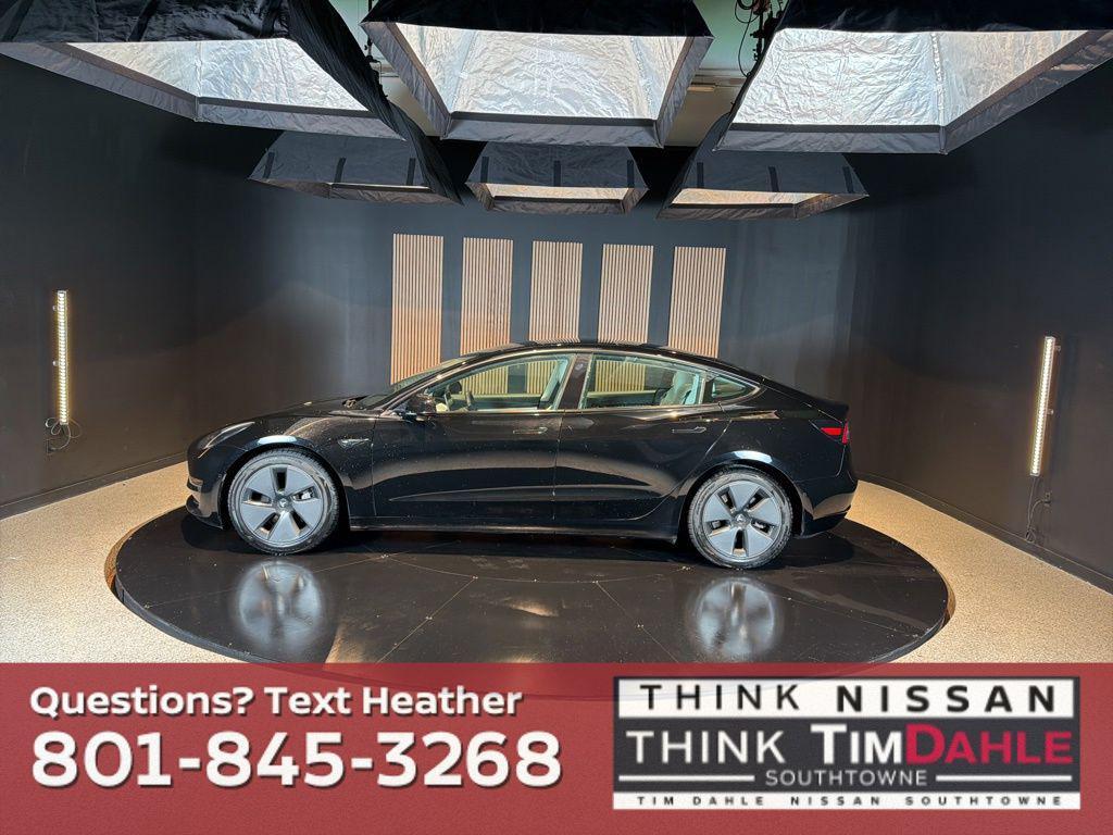 used 2021 Tesla Model 3 car, priced at $25,999