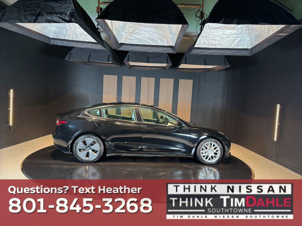 used 2021 Tesla Model 3 car, priced at $25,999