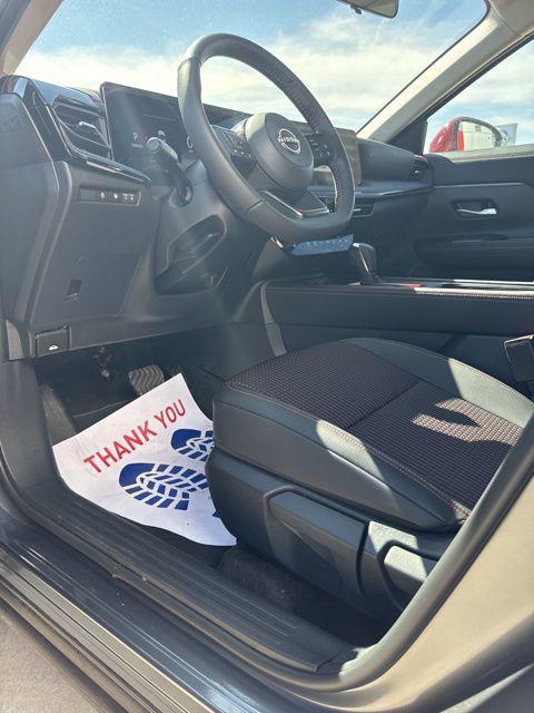 new 2025 Nissan Kicks car, priced at $28,995