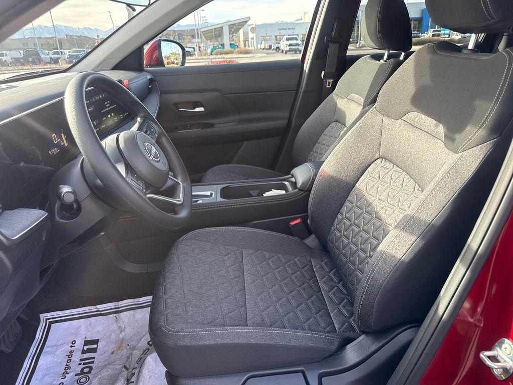 new 2025 Nissan Kicks car, priced at $29,130
