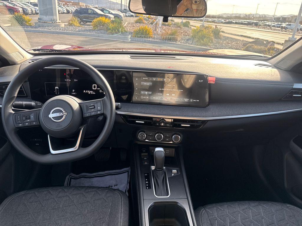 new 2025 Nissan Kicks car, priced at $29,130