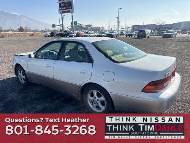 used 1998 Lexus ES 300 car, priced at $2,999