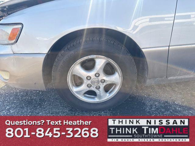 used 1998 Lexus ES 300 car, priced at $2,999