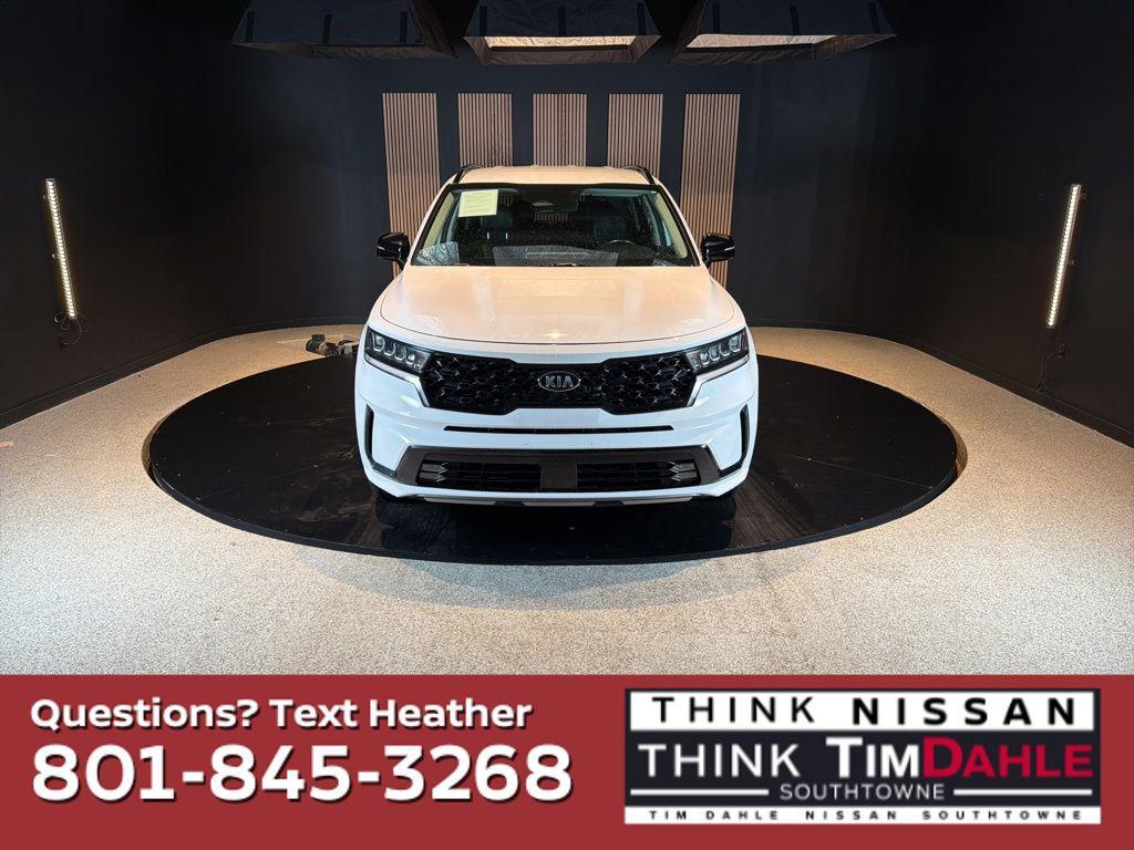 used 2021 Kia Sorento car, priced at $22,890